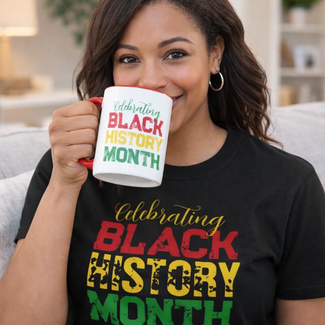 Caneca Celebrating Black History Month Typography (Criador carregado)