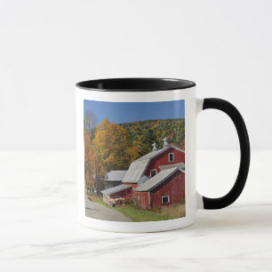 Caneca Celeiro rural clássico e estrada, White Mountain