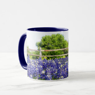 Caneca Cerca de Árvore Flor do Texas Bluebonnet