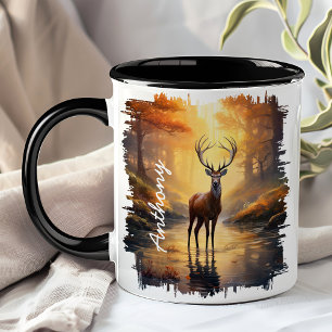 Caneca Cervo na Reflexão da Floresta de Outono