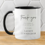 Caneca Chic Moderno Simples Obrigado<br><div class="desc">Design é composto por tipografia quic moderna com sans serif e serif font.</div>