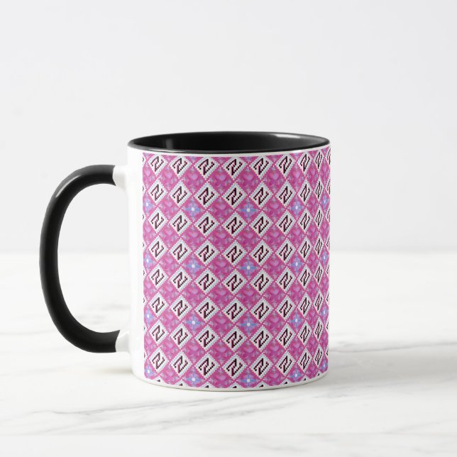 Caneca Chic Rosa Alfabeto Geométrico Inicial N (Esquerda)