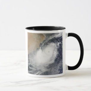 Caneca Ciclone tropical Phet no mar árabe