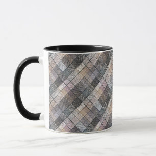 Caneca cinza checkered.
