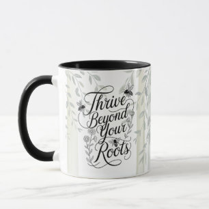 Caneca Citação Botânica Heritage Thrive Beyond Your Roots