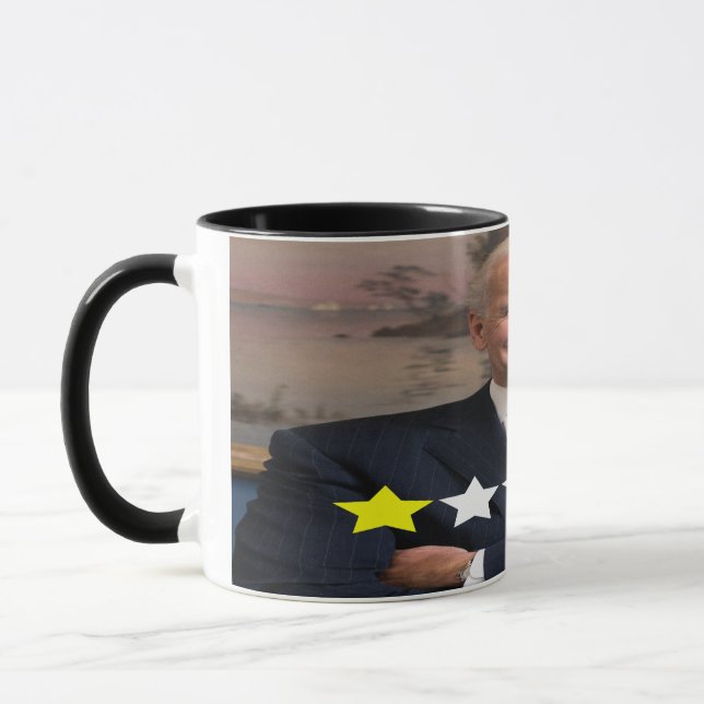 Caneca Classificação de Aprovação do Presidente Joe Biden (Esquerda)