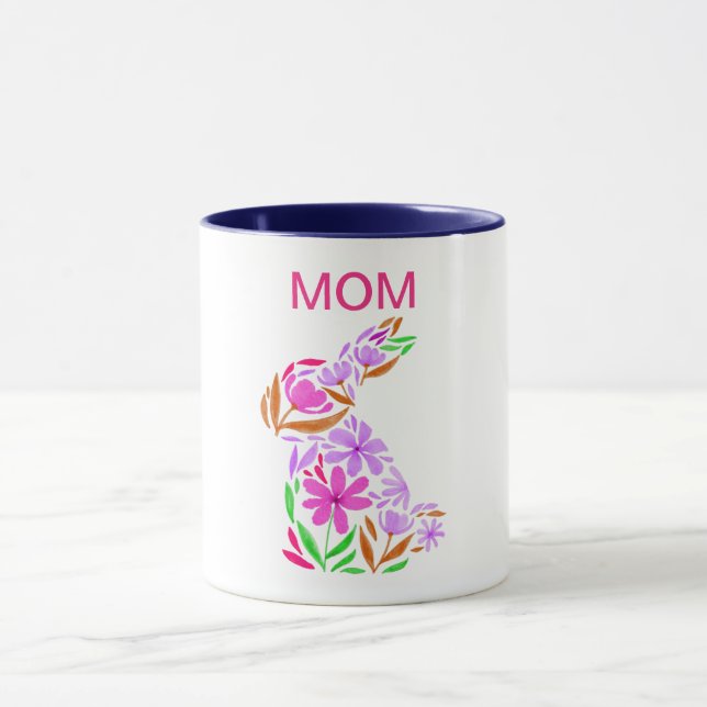 CANECA COELHO FLUVIDO DE PÁSCOA "MOM" EM CORES DE PASTEL (Centro)