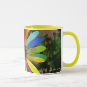 Caneca colorida do Margarida-Café/chá