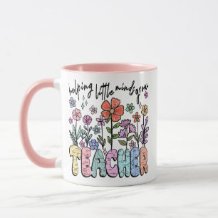 Caneca Colorido "Ajudando Pequenas Mentes a Crescer"