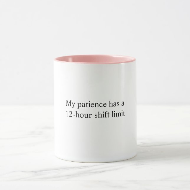 Caneca com citação engraçada de enfermeira (Centro)