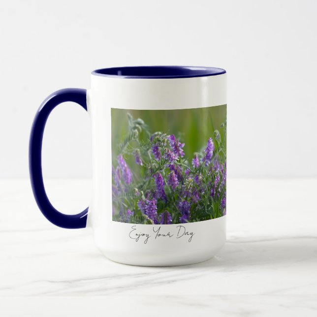 Caneca com Flores Roxas e Frase (Esquerda)