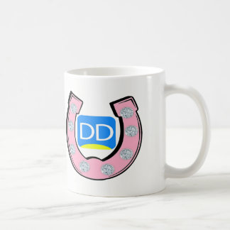 Caneca com logotipo de DaybyDayVlogs