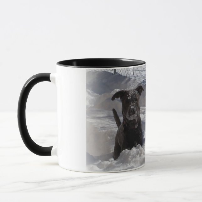 Caneca com Pit Bull Terrier de Nariz Azul na Neve (Esquerda)