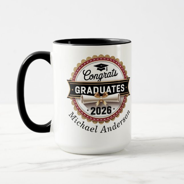 Caneca Conclusão da Turma de 2026 com Distintivo Clássico (Esquerda)