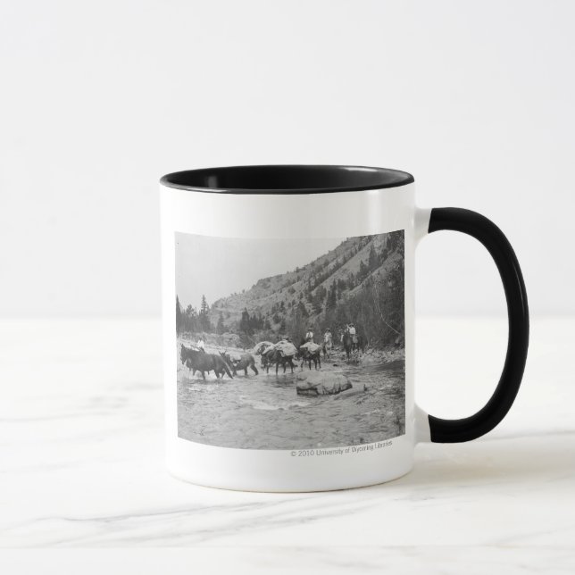 Caneca Conduzindo mulas do bloco através de um rio (Direita)