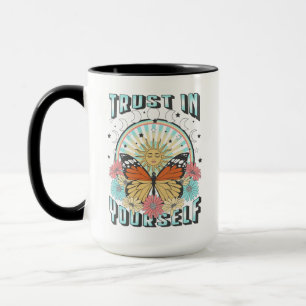 Caneca Confie em si mesmo Sol Celestial e Borboleta