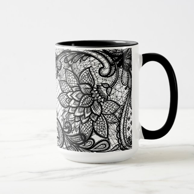 Caneca Copo de café floral do laço B&W (Direita)