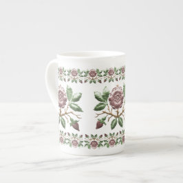 Caneca cor-de-rosa do chá da porcelana de Tudor