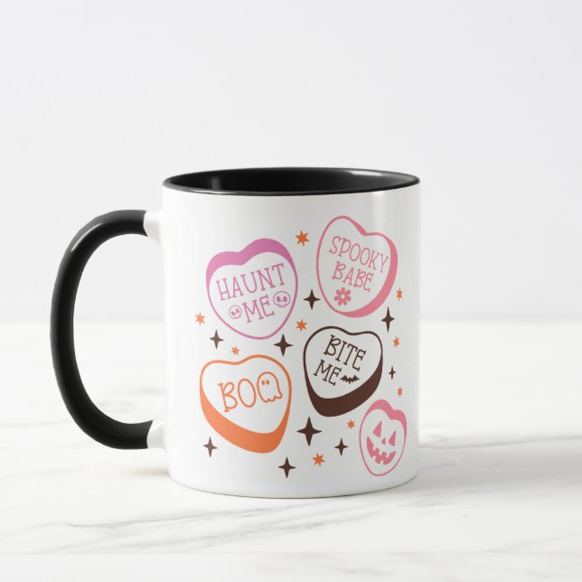 Caneca Corações de Conversa de Halloween Fofo Branco Hall (Esquerda)