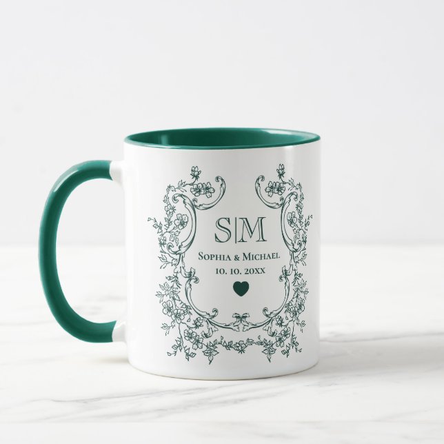 Caneca Coroa Floral Verde Monograma Casamento (Esquerda)