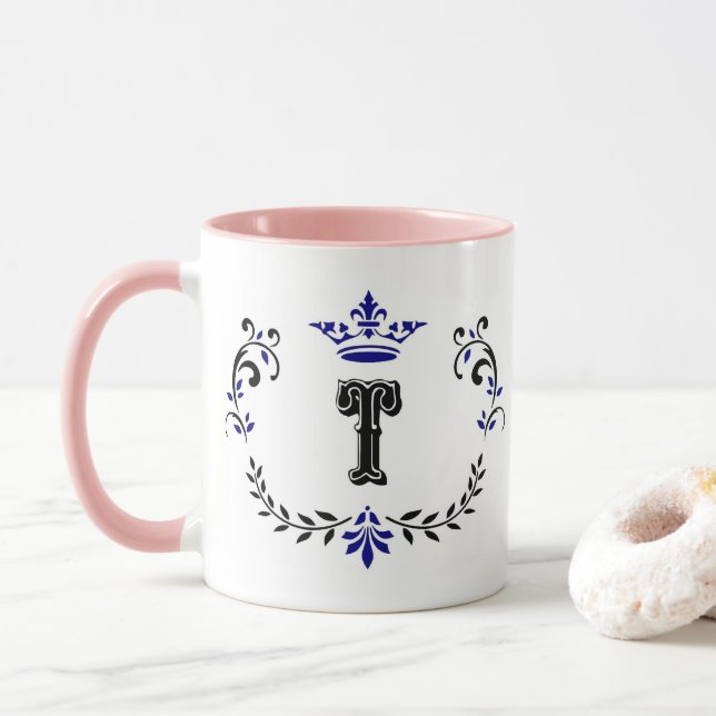 Caneca Coroa Monograma 'T' (Com Donut)