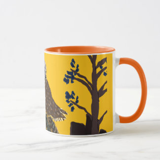 Caneca Coruja popular em toco de árvore