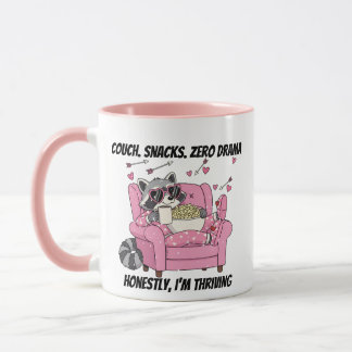 Caneca Cozy Raccoon Valentine Pajama Couch Snack