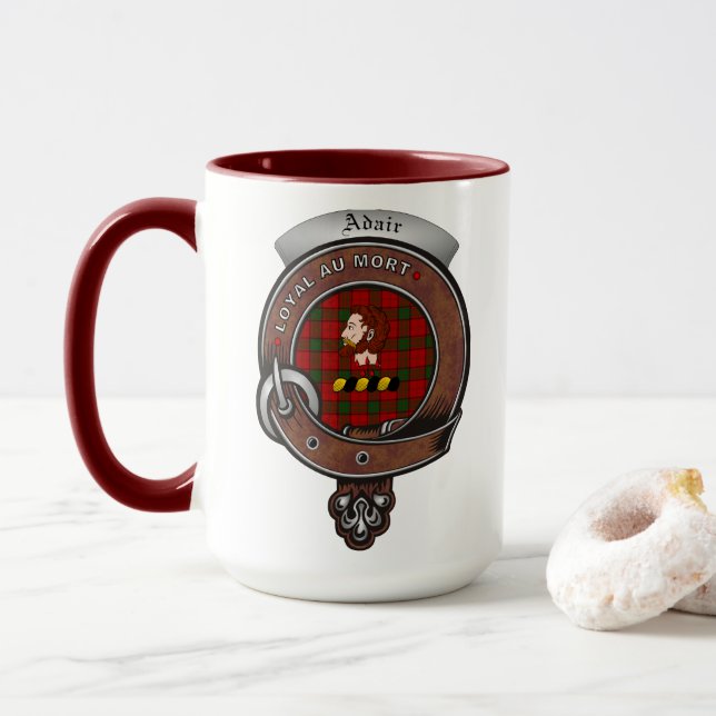 Caneca Crachá Adair Clan Combo 15oz Mug (Com Donut)