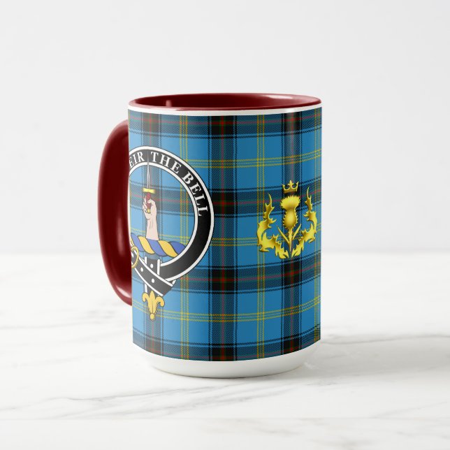 Caneca Crachá Bell Clan & Tartan (Frente Esquerda)