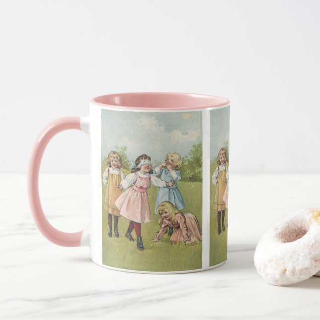 Caneca Crianças Vitorianas Antigas Jogam Cabra Cega (Com Donut)
