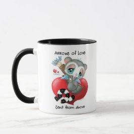 Caneca Cuddly lemur holding love arrows - sip of love