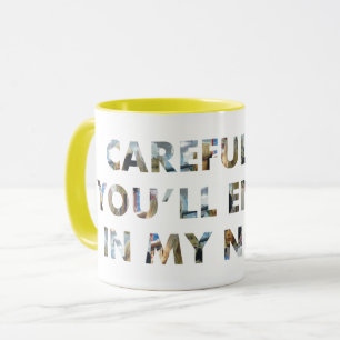 Caneca Cuidado, ou acabo no meu romance (com rostos) Humo