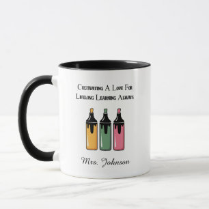 Caneca Cultivando um Amor pelo Aprendizado ao Longo da Vi