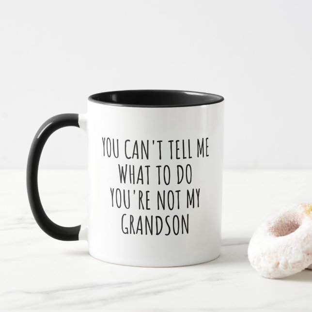 Caneca da Avó Engraçada Você Não é Meu Neto (Com Donut)