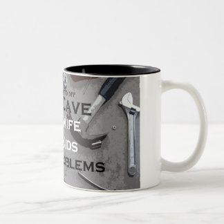 Caneca da caverna do homem