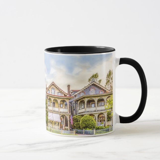 Caneca da fileira da casa do Victorian (Direita)