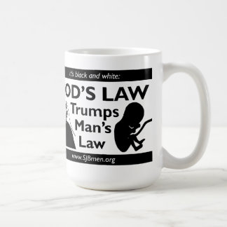 Caneca da lei do homem dos trunfos da lei do deus
