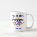 Caneca da madrinha de casamento de Las Vegas<br><div class="desc">Caneca da madrinha de casamento do divertimento para comemorar Las Vegas que Wedding. Lembrança super para recordar sua participação recente nas núpcias de Nevada. Personalize o copo substituindo do "áreas seu texto" na caneca com os nomes dos newlyweds e/ou a data do casamento.</div>