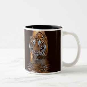 Caneca da reflexão do tigre