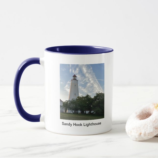 Caneca da Sandy Hook Lighthouse (Com Donut)