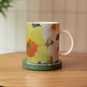 Caneca Daffodils Amarelo e Branco Floral