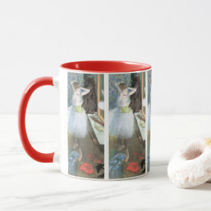 Caneca Dançarina em seu camarim por Edgar Degas