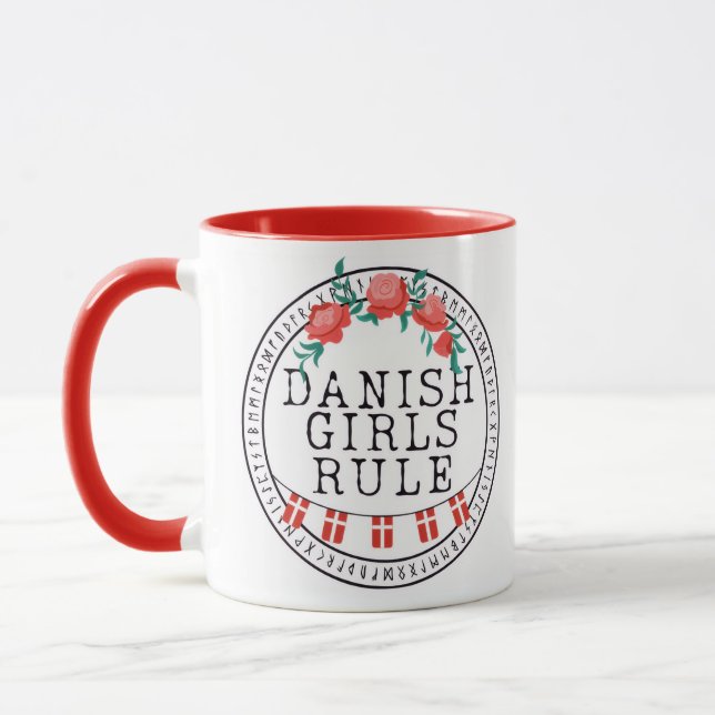 Caneca Danish Girls Mug (Esquerda)