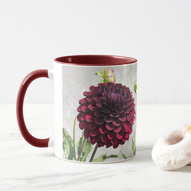 Caneca Dark Red Dahlia Bloom Floral Mug (Com Donut)