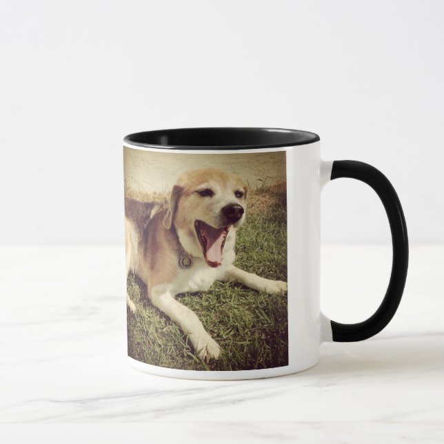 Caneca de bocejo do cão (Direita)