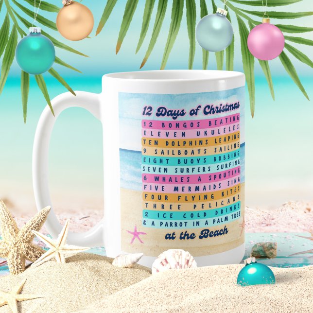 Caneca De Café 12 dias de Natal na praia tropical (Criador carregado)