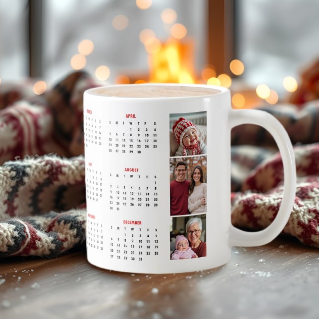 Caneca De Café 2026 calendar red photo collage three photo (Criador carregado)