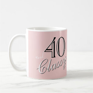 Caneca De Café 40º e Elegante Rosa Bege Script Aniversário