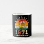 Caneca De Café 51 Year Old 1971 Vintage 51st Birthday Gifts Women<br><div class="desc">Birthday Design For anyone who's horoscope say difficult & Stubborn But totally worth.Wear it with pride at work,  school gym perfect to pair with shorts,  leggings or jeans for a casual yet trendy Look</div>