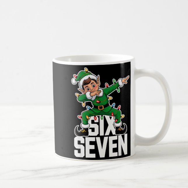 Caneca De Café 67 Christmas Six Seven 6 7 Meme Funny Dabbing Elf  (Direita)